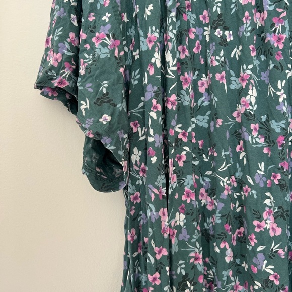 Penningtons Green and Pink Short Sleeve Tee Vibrant Colors - Picture 2 of 6